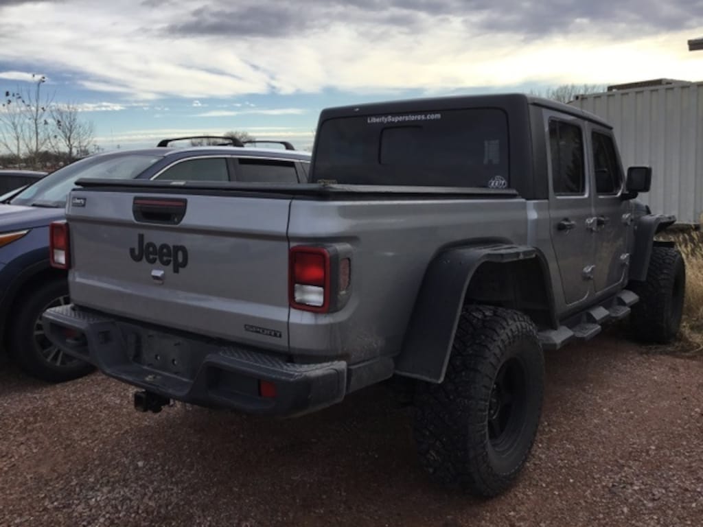 Used 2020 Jeep Gladiator Sport Truck Crew Cab