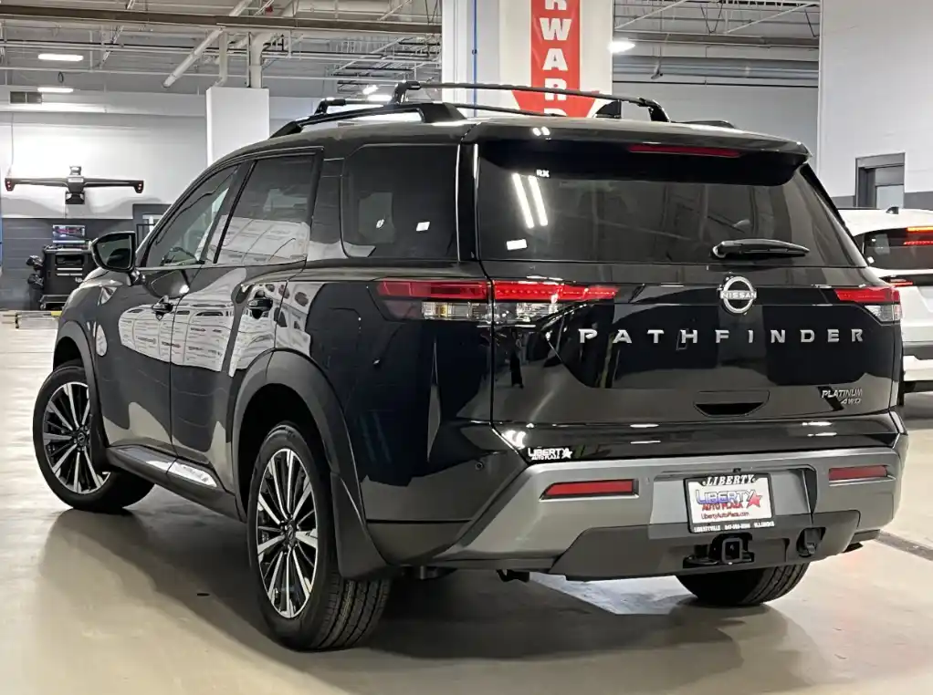 2026 Nissan Pathfinder vs Toyota Highlander: Which 3-Row SUV Fits Libertyville Families Best?