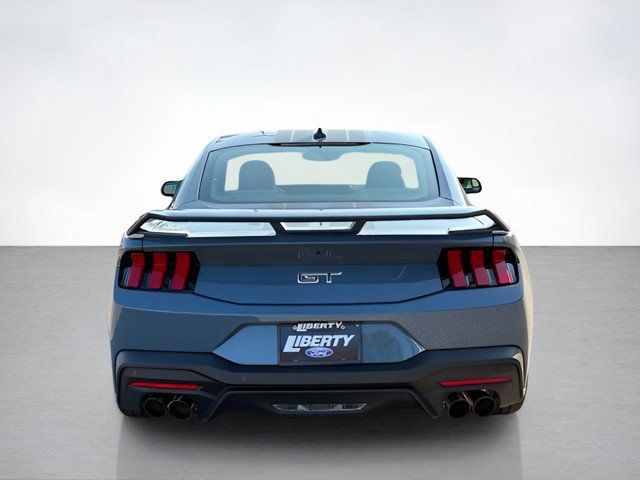 2025 Ford Mustang GT Premium photo 4