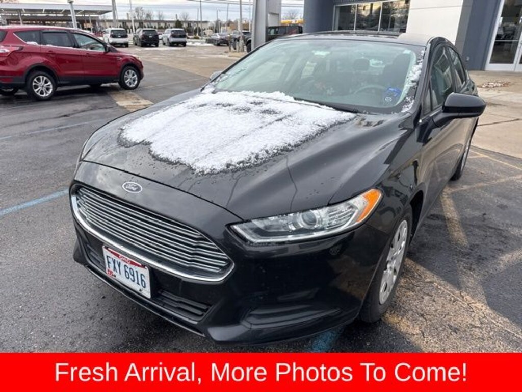 Used 2014 Ford Fusion S Sedan