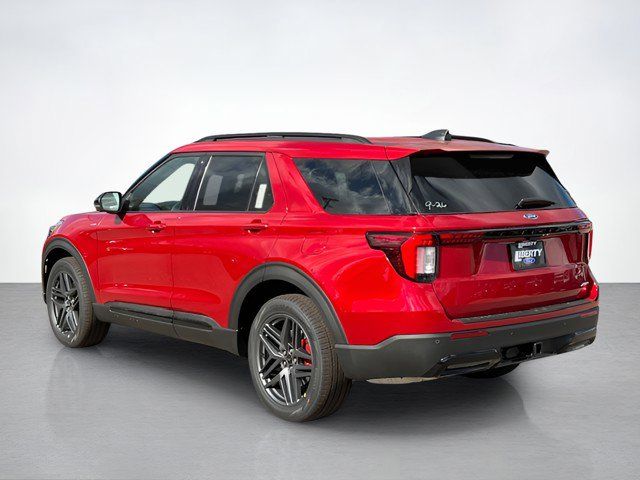 2025 Ford Explorer ST-Line photo 2
