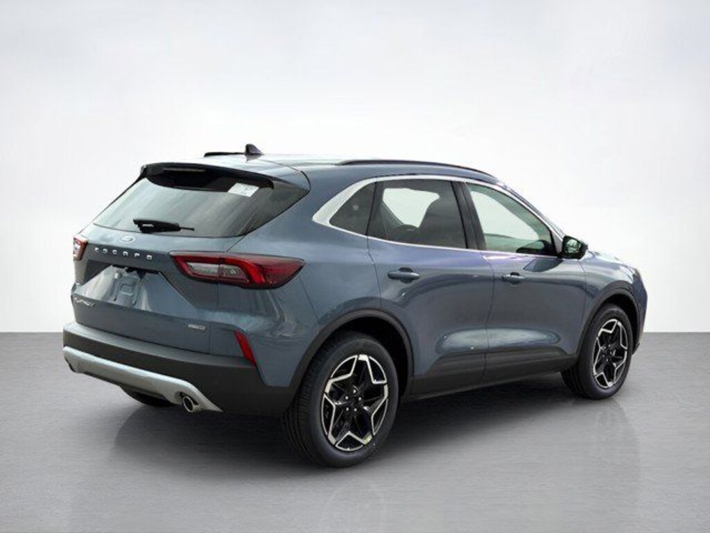 New 2026 Ford Escape Hybrid Platinum SUV