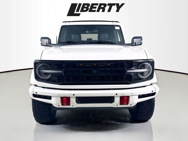 2024 Ford Bronco Badlands photo 2