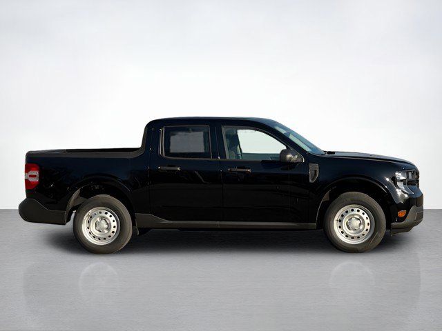 2025 Ford Maverick XL photo 2