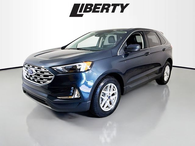 2022 Ford Edge SEL photo 3