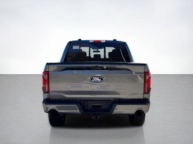 2025 Ford F-150 XLT photo 4