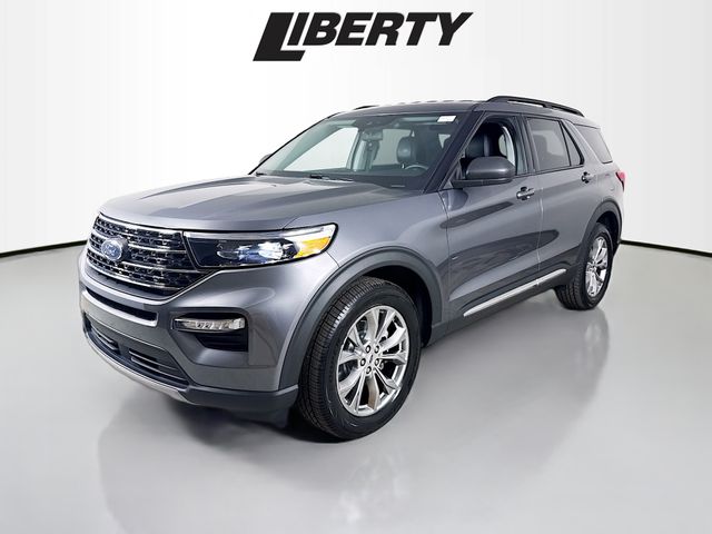 2022 Ford Explorer XLT photo 3