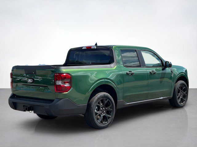 2025 Ford Maverick XLT photo 2