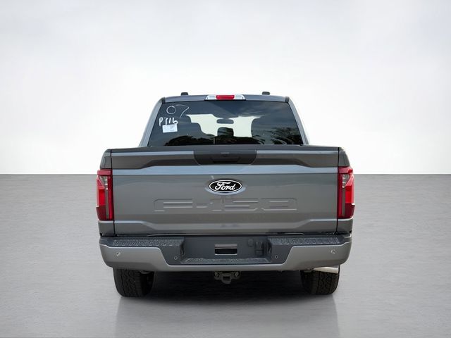 2025 Ford F-150 XLT photo 4