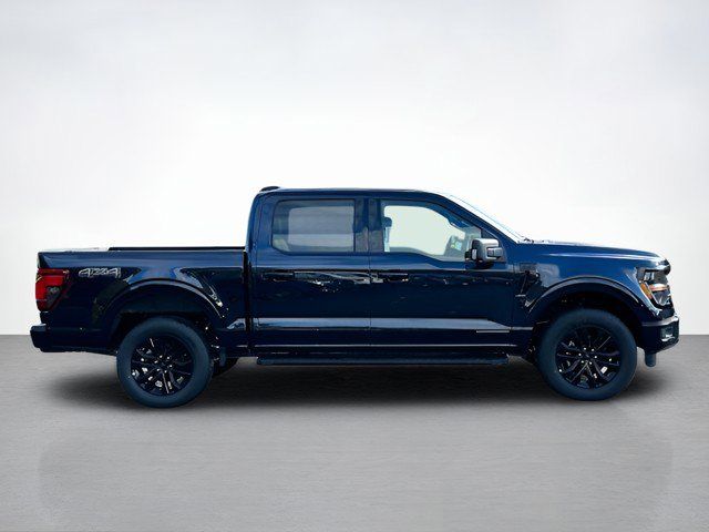 2025 Ford F-150 XLT photo 2