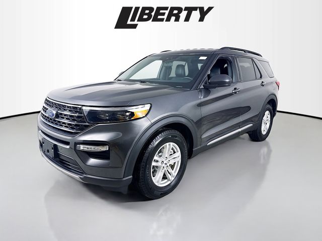 2020 Ford Explorer XLT photo 3
