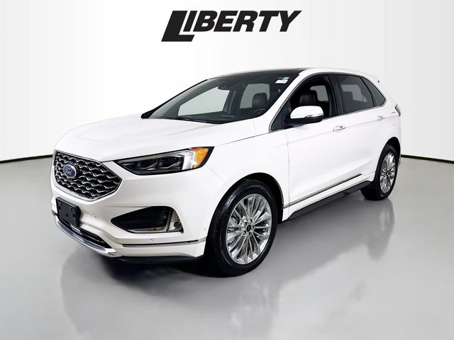 2022 Ford Edge Titanium photo 3