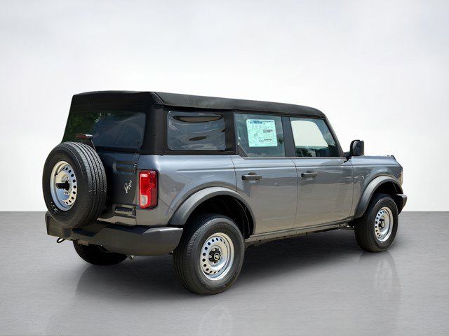 2025 Ford Bronco Base photo 2