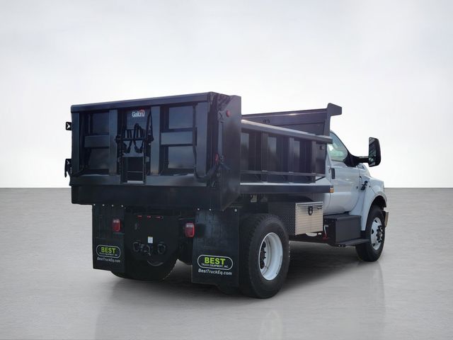 2024 Ford F-750 photo 3