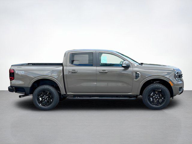 2025 Ford Ranger Lariat photo 2