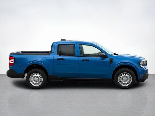 2025 Ford Maverick XL photo 2