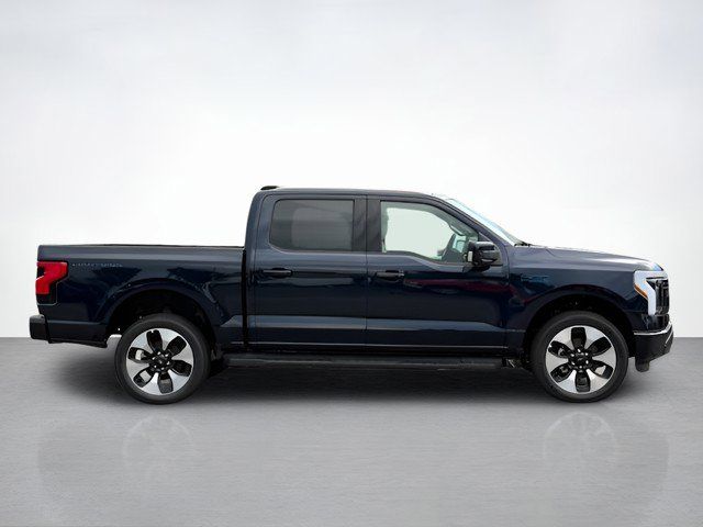 2025 Ford F-150 Lightning Platinum photo 2