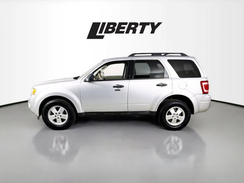 Used 2010 Ford Escape XLT SUV
