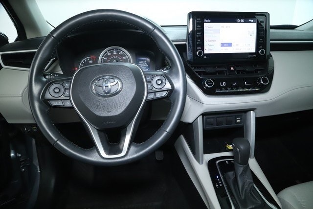 Used 2022 Toyota Corolla Cross LE with VIN 7MUCAABG0NV003548 for sale in Brunswick, OH