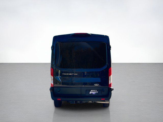 2025 Ford Transit photo 4