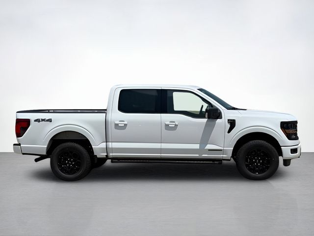 2025 Ford F-150 XLT photo 2