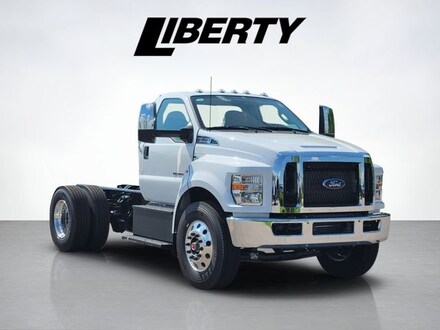 2025 Ford F-750SD Base Truck