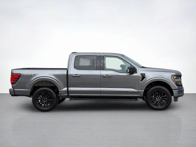 2025 Ford F-150 XLT photo 2