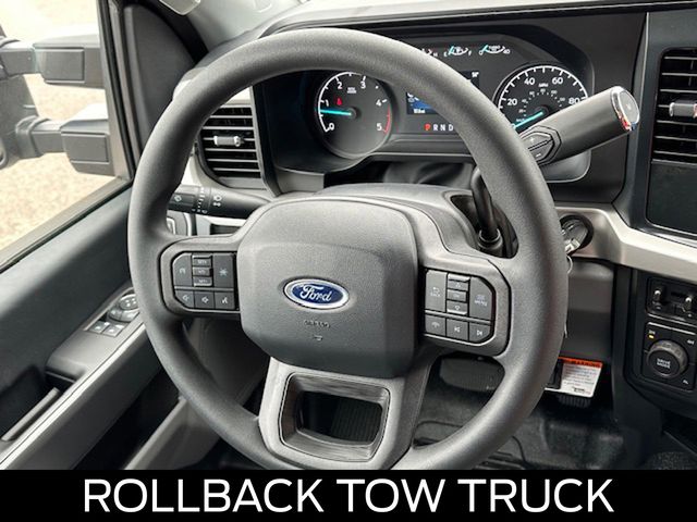 2024 Ford F-550 Super Duty Chassis Cab XLT - Photo 26