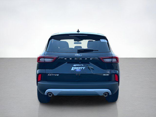 2025 Ford Escape Active photo 2