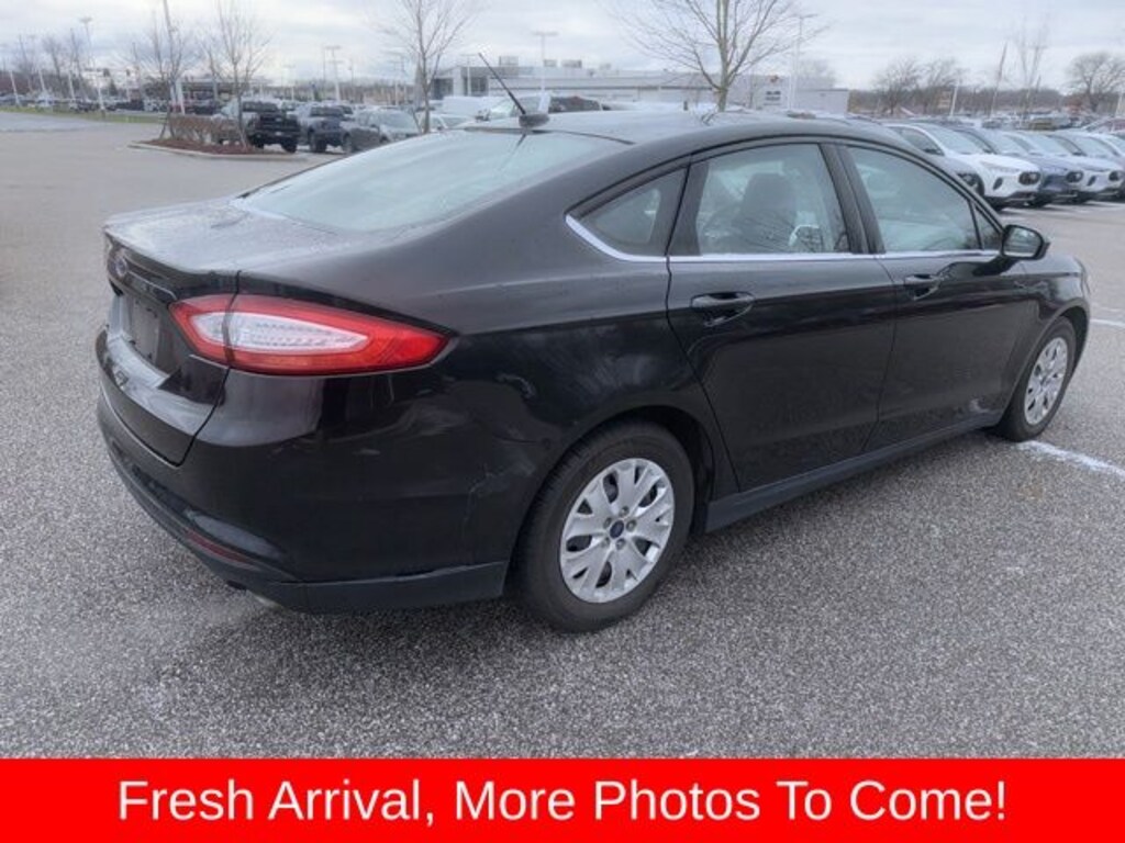 Used 2014 Ford Fusion S Sedan