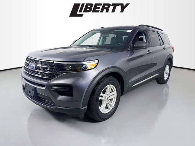 2022 Ford Explorer XLT photo 3