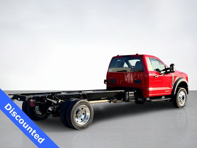 2024 Ford F-550 photo 3