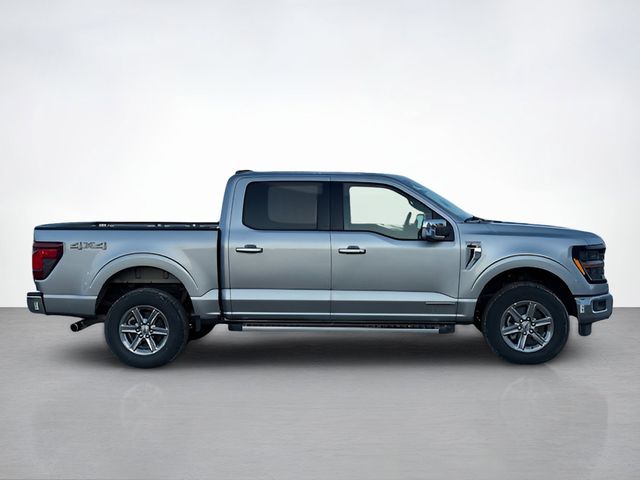 2025 Ford F-150 XLT photo 2
