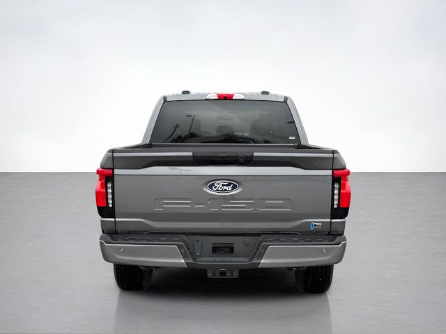 2025 Ford F-150 Lightning photo 4