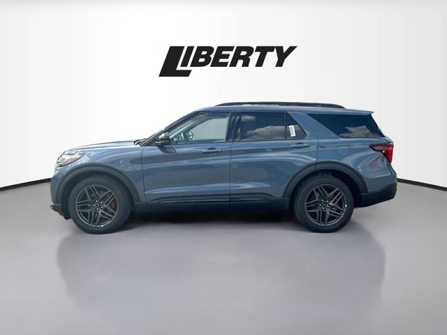 2025 Ford Explorer ST photo 4