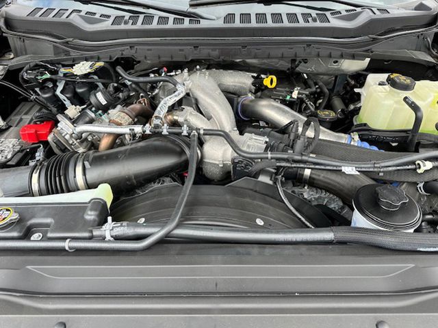 2024 Ford F-550 Super Duty Chassis Cab XLT - Photo 39