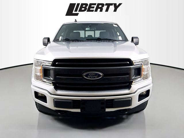 2019 Ford F-150 XLT photo 2