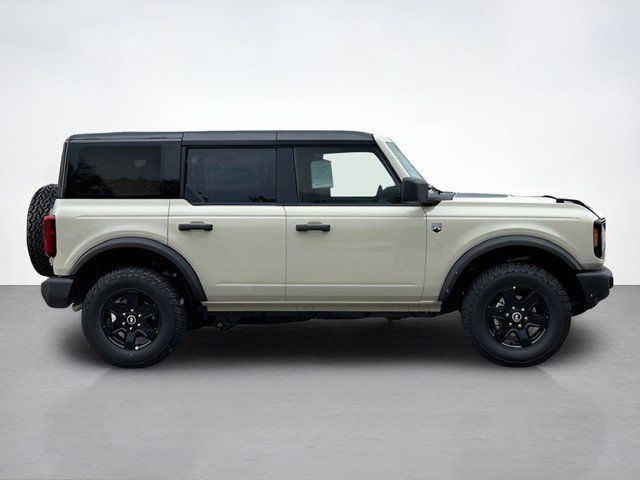 2025 Ford Bronco Big Bend photo 2