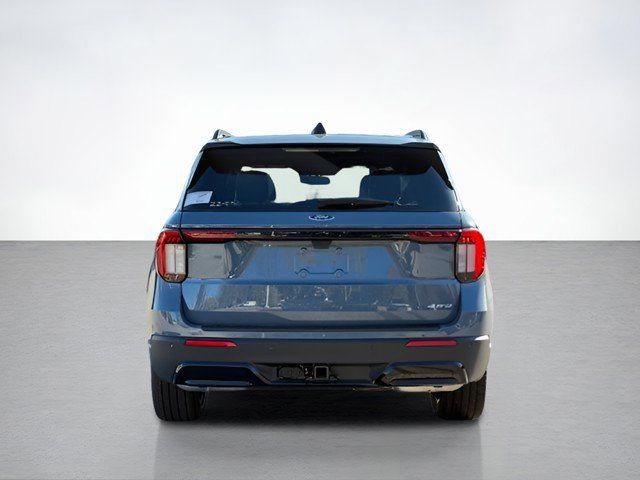 2026 Ford Explorer ST-Line photo 3
