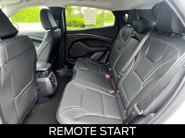 2025 Ford Mustang Mach-E Premium - Photo 15