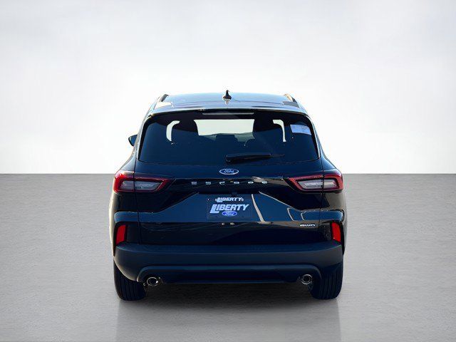 2026 Ford Escape ST-Line photo 3