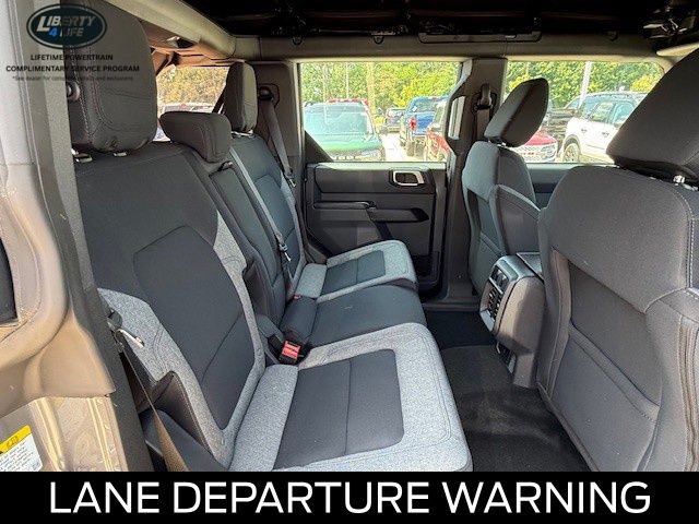 2025 Ford Bronco 4-Door Base - Photo 16