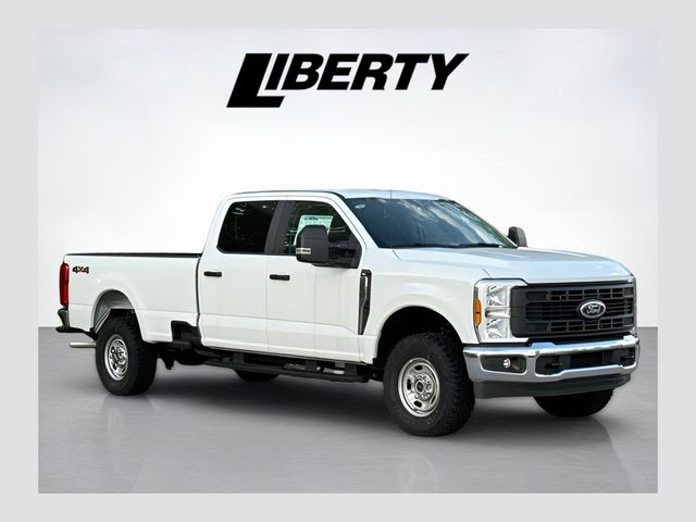 2026 Ford F-250 XL 4x4 Crew Cab 8' Box's photo
