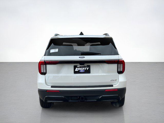 2025 Ford Explorer ST-Line photo 4