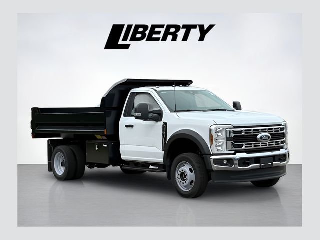 2025 Ford F-550 XL 4x4 Regular Cab 169-In DRW's photo