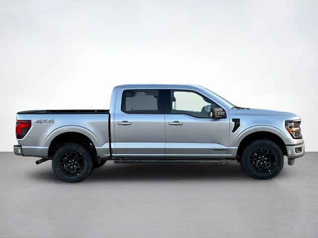 2025 Ford F-150 XLT photo 2