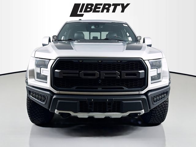 2017 Ford F-150 Raptor photo 2