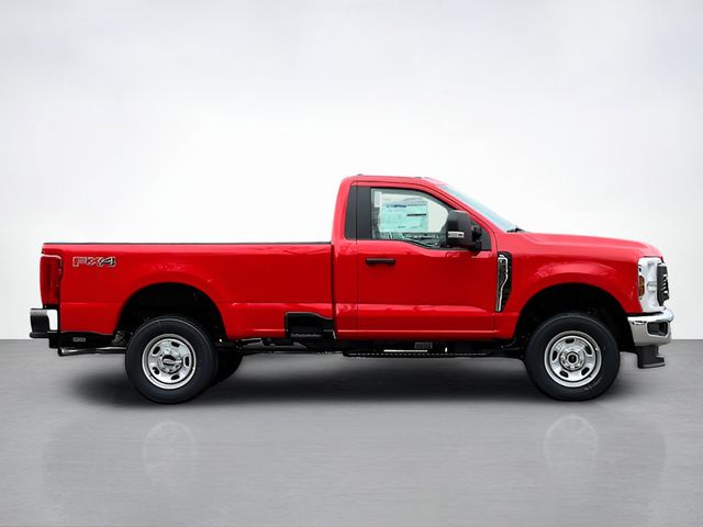 2025 Ford F-350 photo 2