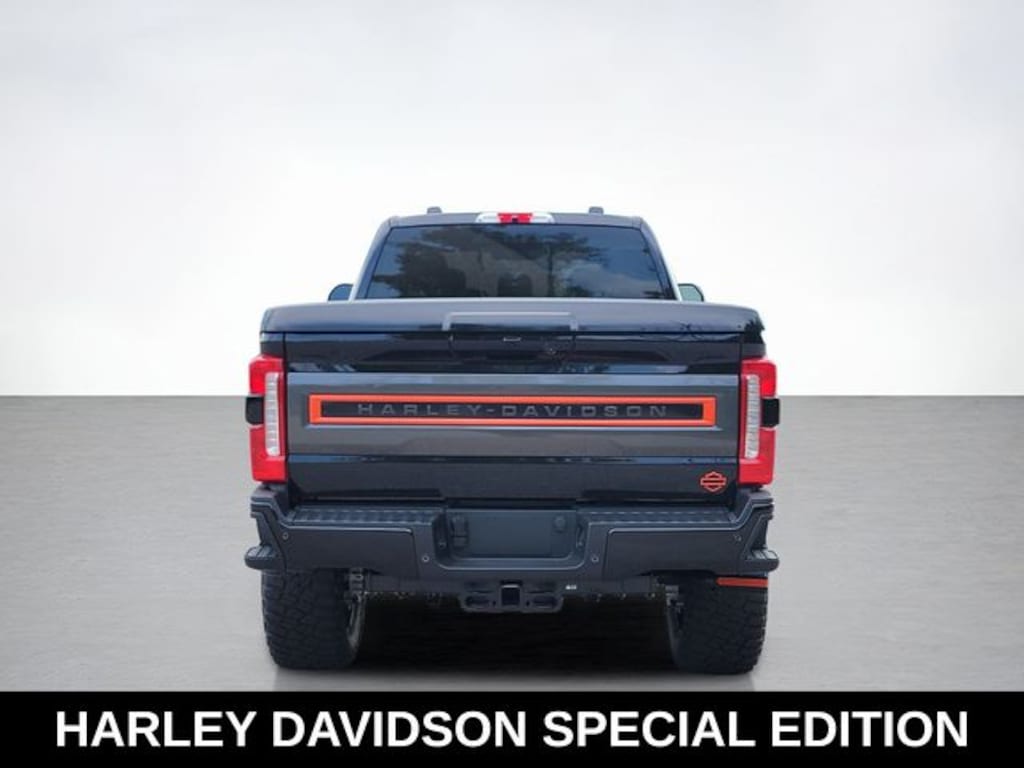 New 2024 Ford F-250SD Lariat Truck