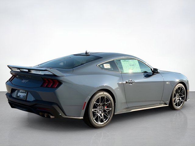 2025 Ford Mustang GT Premium photo 3